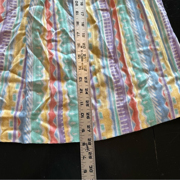 Vintage Doncaster Size 4 Tribal Pride LGBT Skirt Blue Red Pink Yellow - Picture 4 of 8